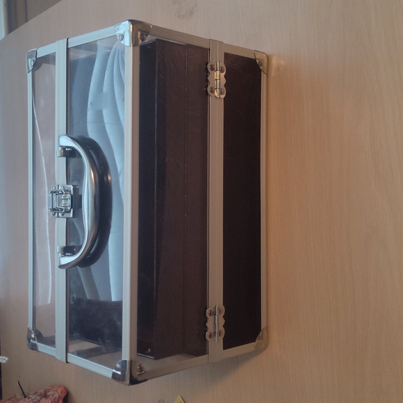 Make up Box - Picture 2 of 7